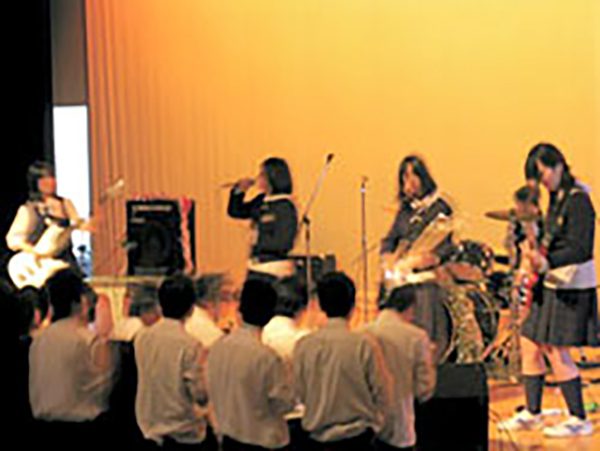 軽音楽部 文化部 部活動 高等学校のご案内 東海大学付属相模高等学校 中等部